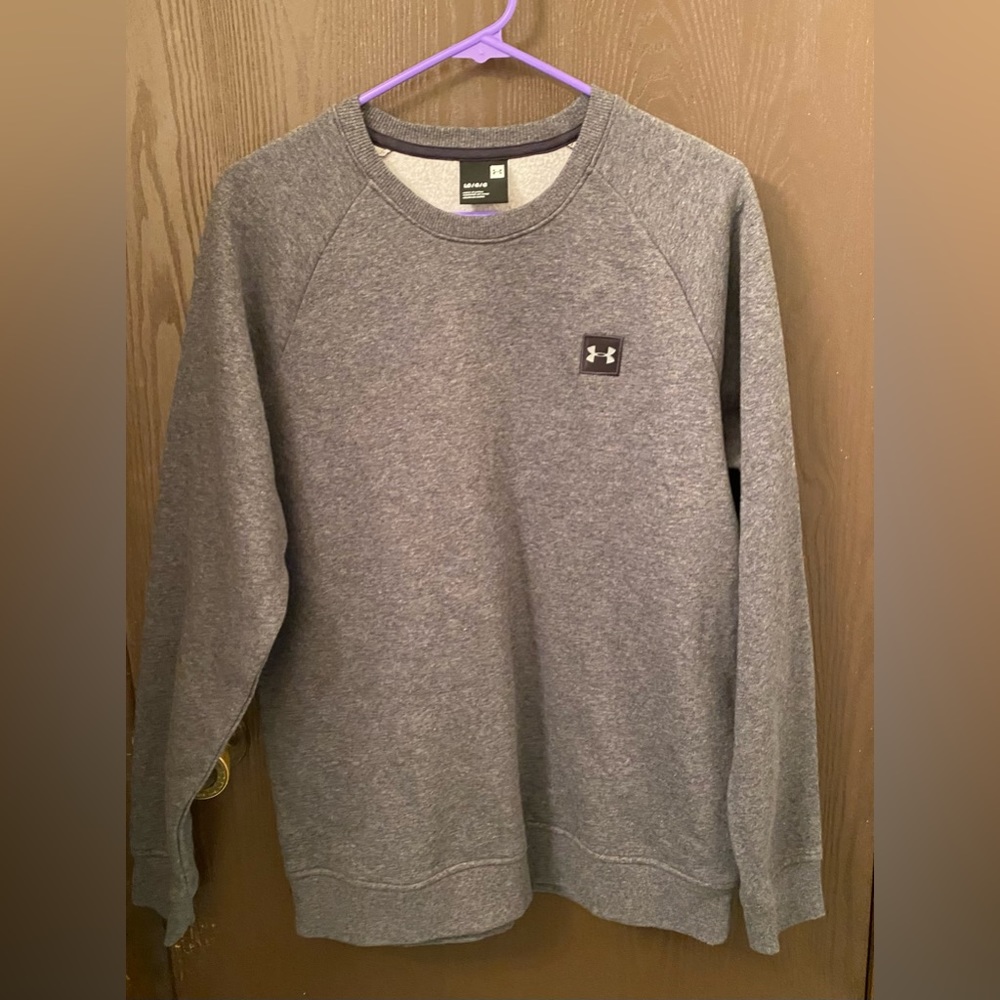 Under Armour Sweatshirt. New. Size large.